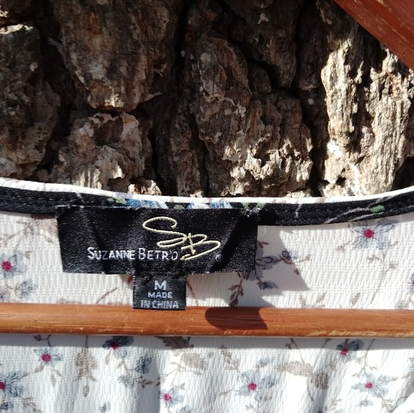 ⬇️ Price Drop!⬇️Susan Betro Boho blouse  in size M. - Picture 3 of 4